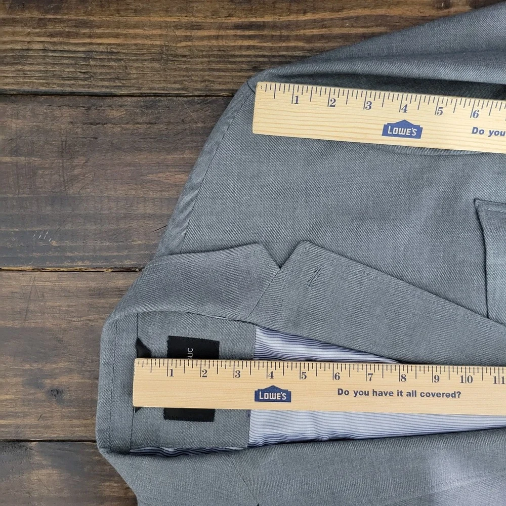 Banana Republic Men's Sport Coat Blazer Two Button Gray Cotton‎ Tailored Fit 44R